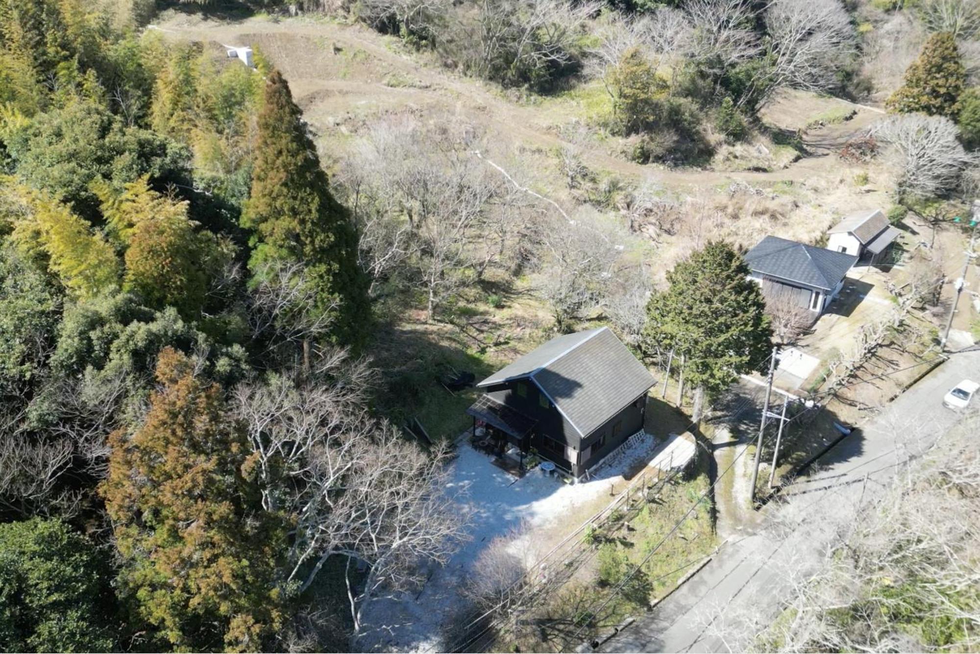 Holiday home 千葉の静かな山の中の貸切コテージ 鴨川コテージ *